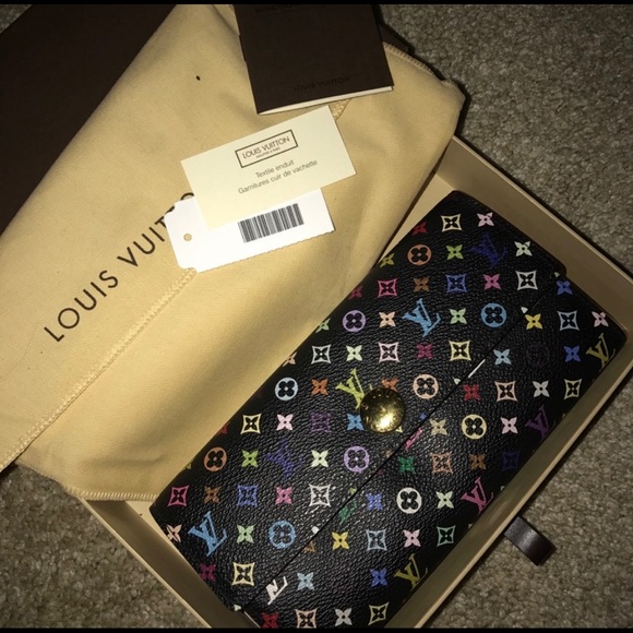 Louis Vuitton Handbags - Louis Vuitton Sarah Wallet